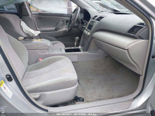 Photo 4 VIN: 4T1BF3EK1BU773392 - TOYOTA CAMRY 