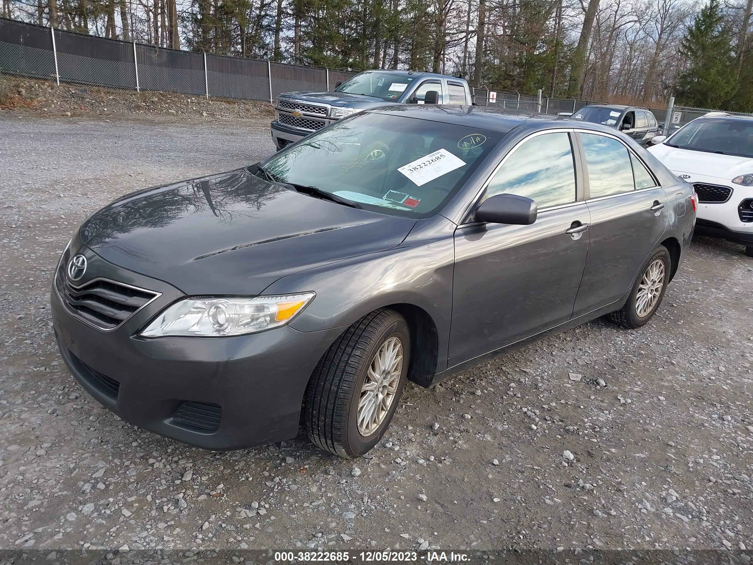 Photo 1 VIN: 4T1BF3EK2AU015284 - TOYOTA CAMRY 