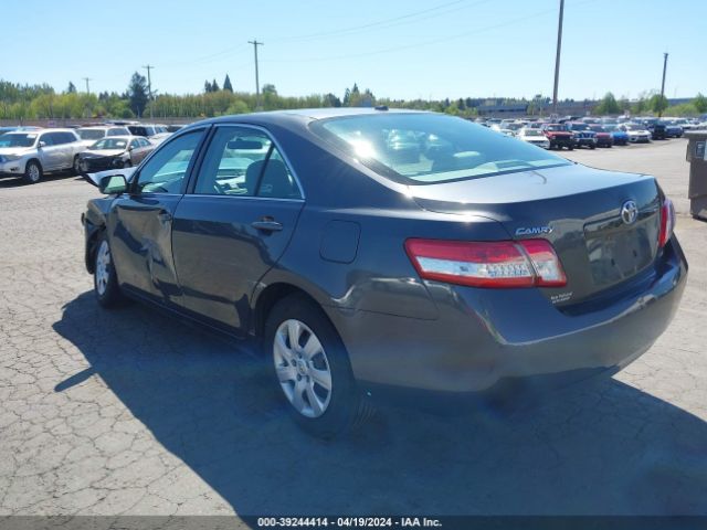 Photo 2 VIN: 4T1BF3EK2AU017049 - TOYOTA CAMRY 