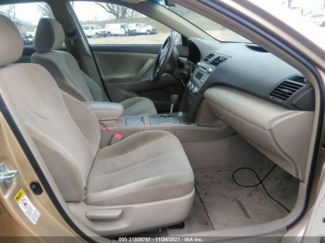 Photo 4 VIN: 4T1BF3EK2AU022333 - TOYOTA CAMRY 