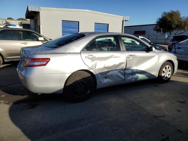 Photo 2 VIN: 4T1BF3EK2AU027600 - TOYOTA CAMRY 