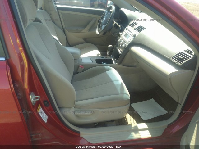 Photo 4 VIN: 4T1BF3EK2AU030593 - TOYOTA CAMRY 