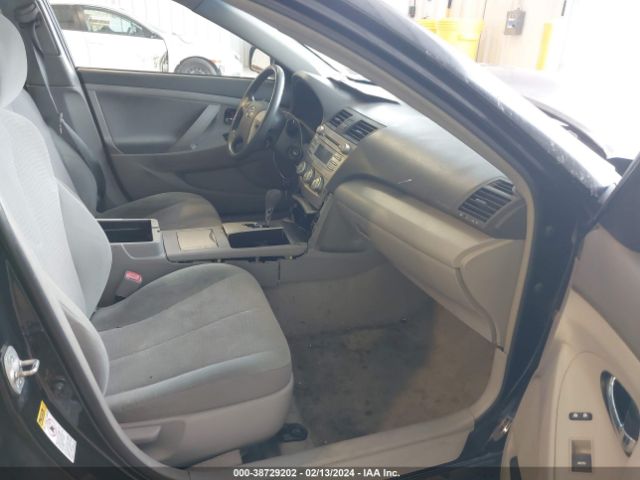 Photo 4 VIN: 4T1BF3EK2AU046261 - TOYOTA CAMRY 