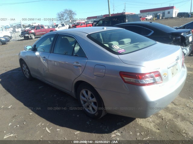 Photo 2 VIN: 4T1BF3EK2AU066624 - TOYOTA CAMRY 