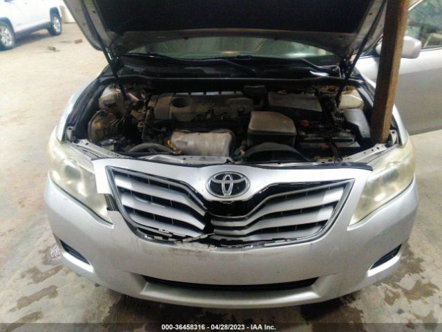 Photo 9 VIN: 4T1BF3EK2AU088977 - TOYOTA CAMRY 