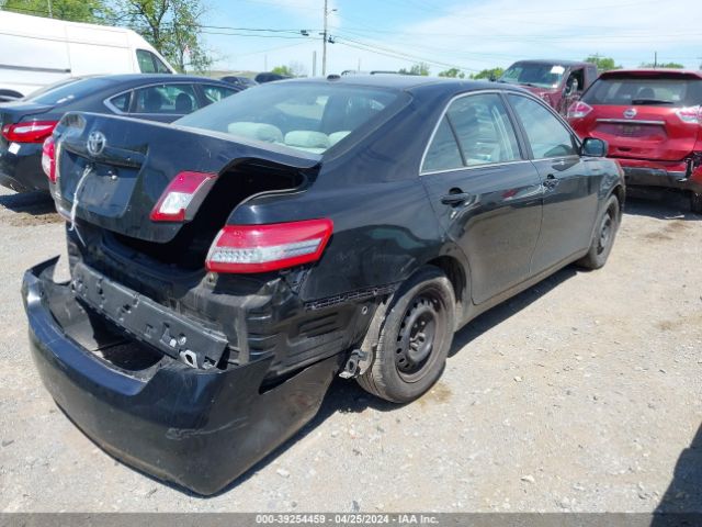 Photo 3 VIN: 4T1BF3EK2AU108807 - TOYOTA CAMRY 