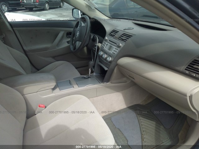 Photo 4 VIN: 4T1BF3EK2AU109097 - TOYOTA CAMRY 