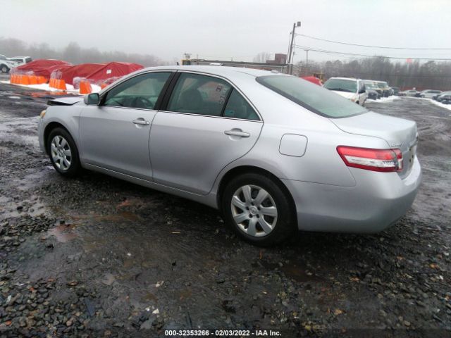 Photo 2 VIN: 4T1BF3EK2AU115837 - TOYOTA CAMRY 