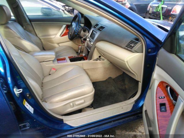 Photo 4 VIN: 4T1BF3EK2AU527479 - TOYOTA CAMRY 