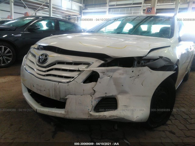 Photo 5 VIN: 4T1BF3EK2AU530611 - TOYOTA CAMRY 