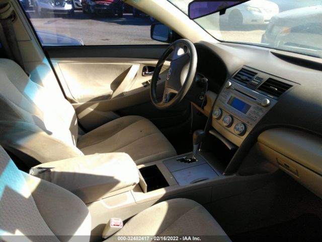 Photo 4 VIN: 4T1BF3EK2AU543035 - TOYOTA CAMRY 