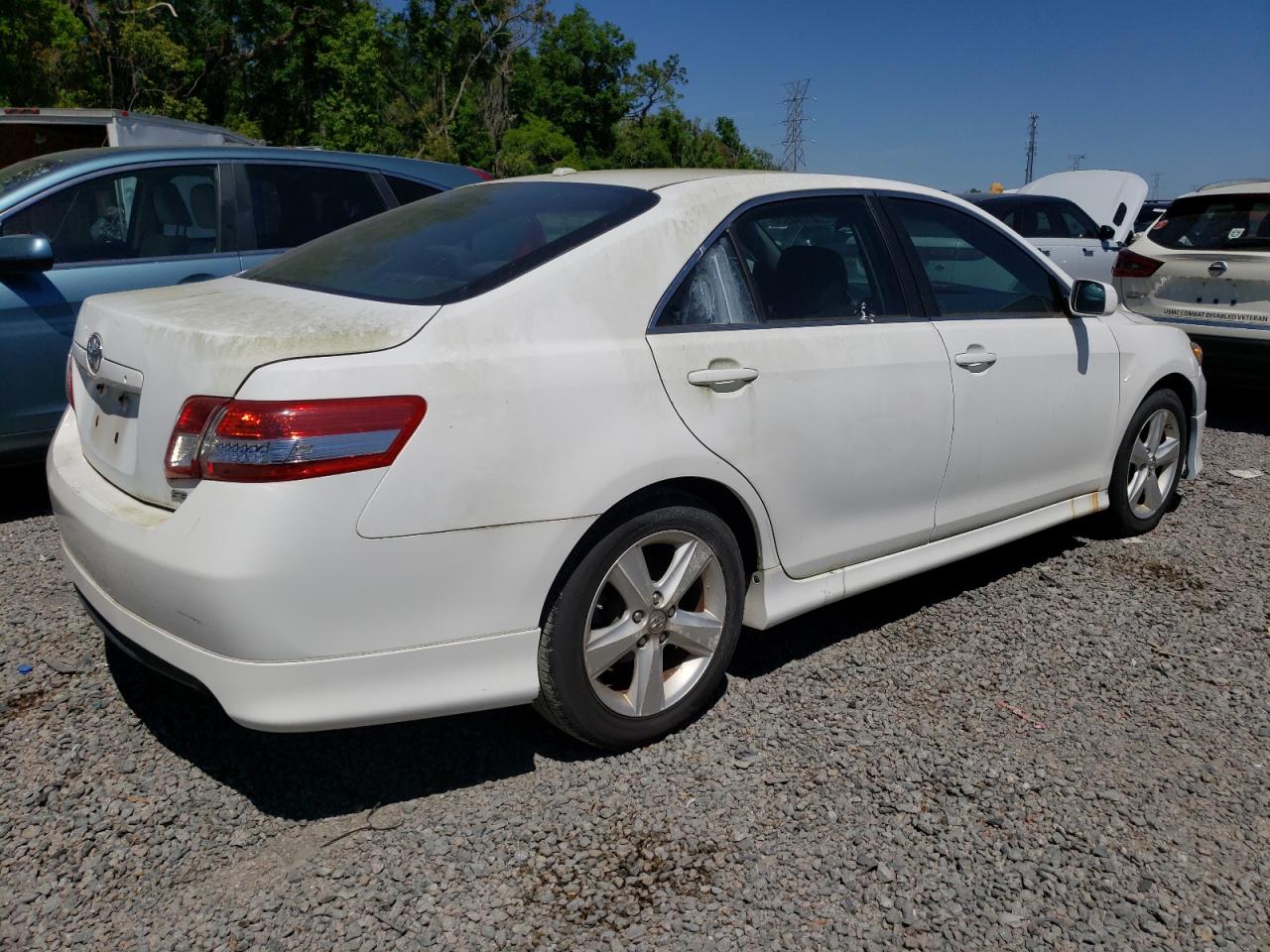 Photo 2 VIN: 4T1BF3EK2AU544203 - TOYOTA CAMRY 