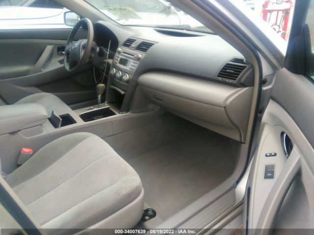 Photo 4 VIN: 4T1BF3EK2AU559381 - TOYOTA CAMRY 