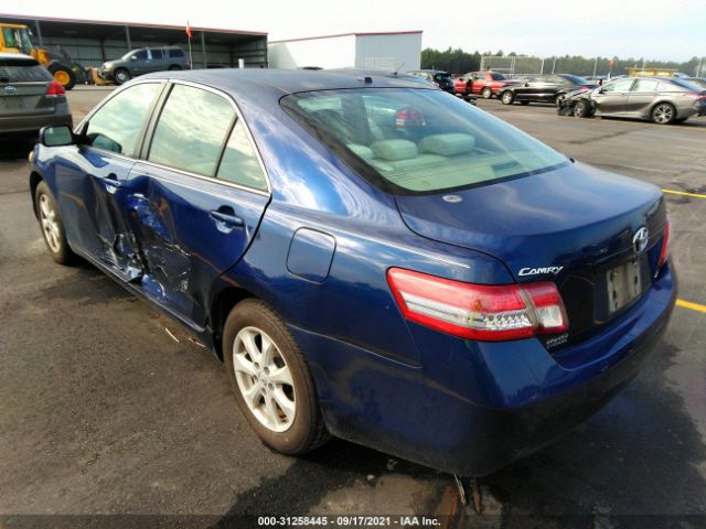 Photo 2 VIN: 4T1BF3EK2AU562815 - TOYOTA CAMRY 