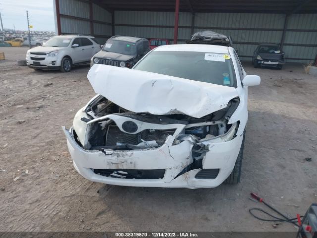 Photo 5 VIN: 4T1BF3EK2AU564628 - TOYOTA CAMRY 