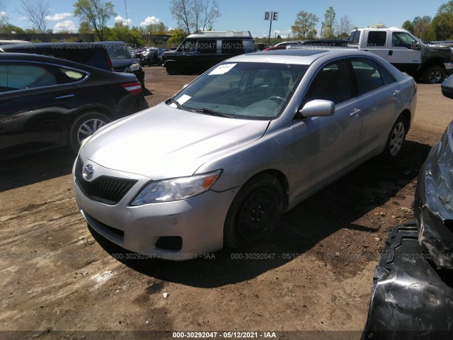 Photo 1 VIN: 4T1BF3EK2AU571708 - TOYOTA CAMRY 