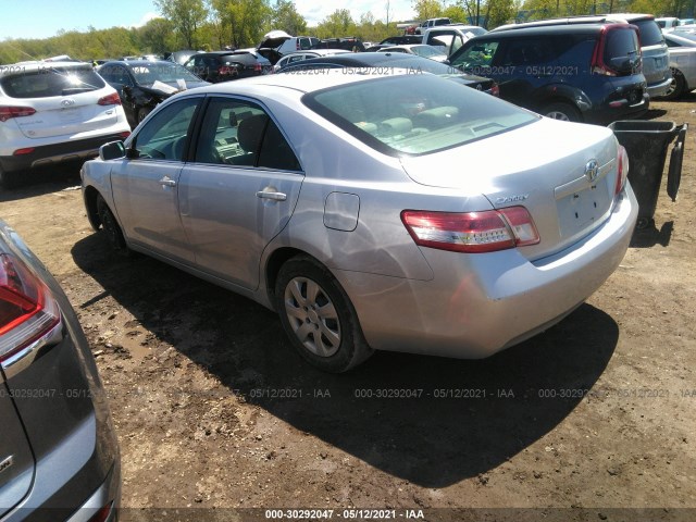 Photo 2 VIN: 4T1BF3EK2AU571708 - TOYOTA CAMRY 