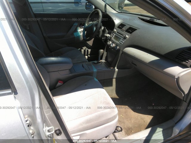 Photo 4 VIN: 4T1BF3EK2AU571708 - TOYOTA CAMRY 