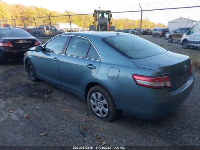 Photo 2 VIN: 4T1BF3EK2AU579789 - TOYOTA CAMRY 