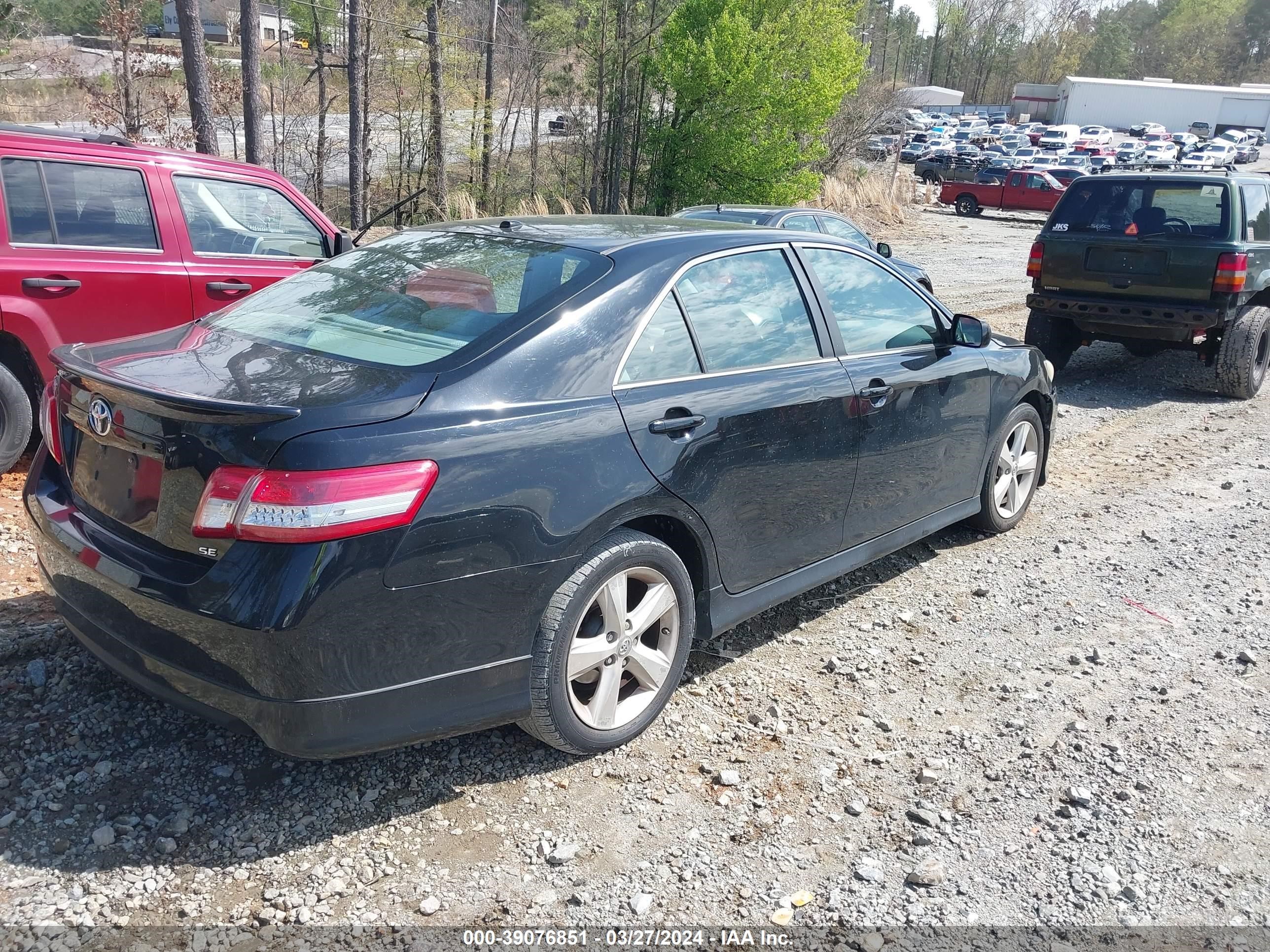 Photo 3 VIN: 4T1BF3EK2BU138830 - TOYOTA CAMRY 