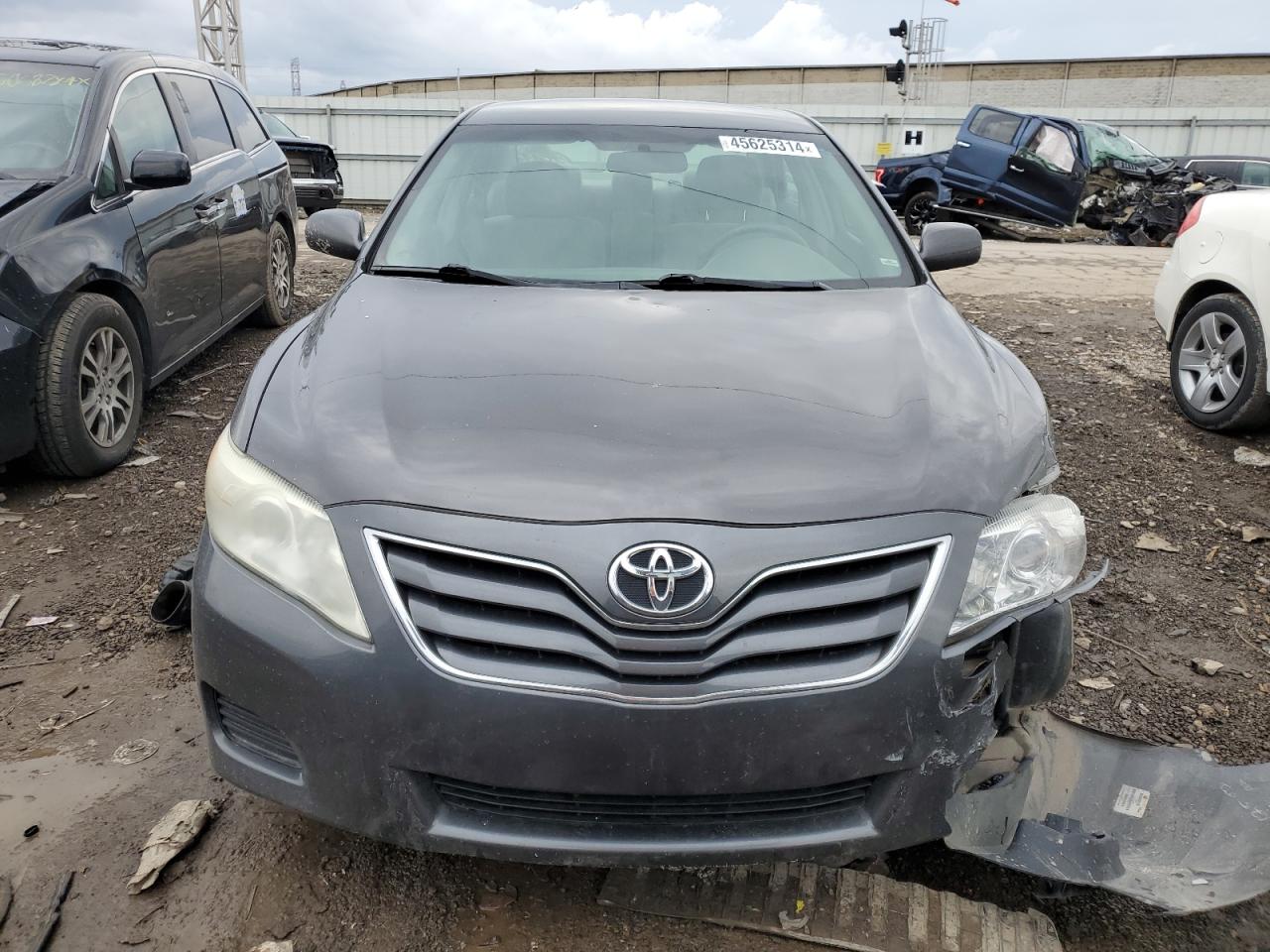 Photo 4 VIN: 4T1BF3EK2BU174887 - TOYOTA CAMRY 