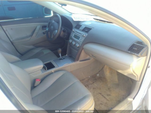 Photo 4 VIN: 4T1BF3EK2BU582208 - TOYOTA CAMRY 