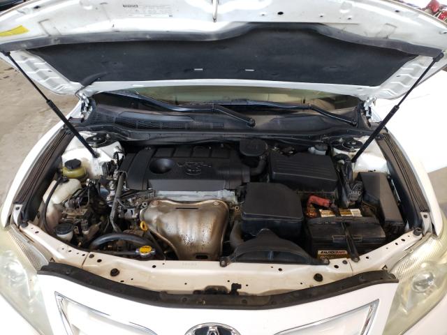 Photo 6 VIN: 4T1BF3EK2BU601937 - TOYOTA CAMRY BASE 