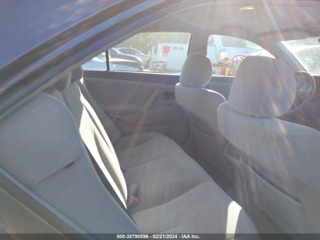 Photo 7 VIN: 4T1BF3EK2BU646909 - TOYOTA CAMRY 