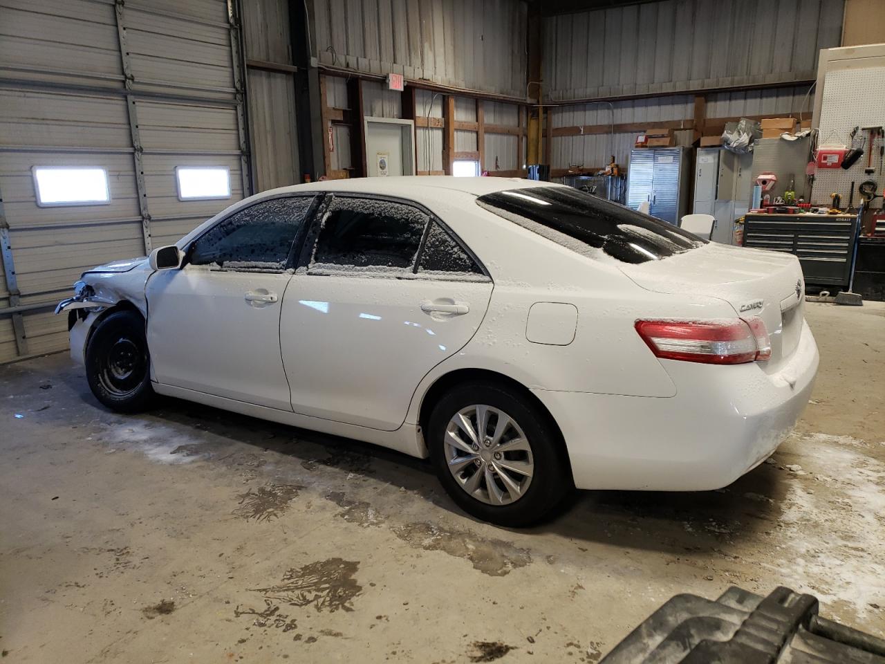 Photo 1 VIN: 4T1BF3EK2BU648711 - TOYOTA CAMRY 