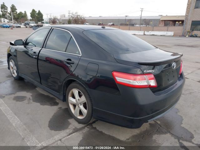 Photo 2 VIN: 4T1BF3EK2BU687248 - TOYOTA CAMRY 