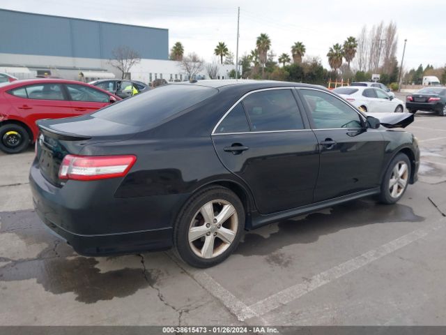 Photo 3 VIN: 4T1BF3EK2BU687248 - TOYOTA CAMRY 