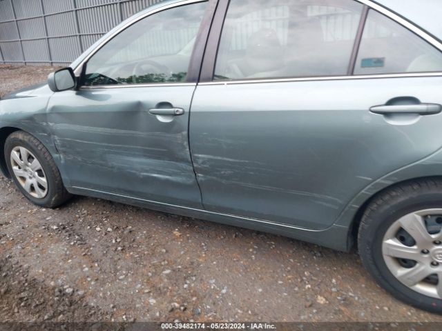 Photo 5 VIN: 4T1BF3EK2BU689663 - TOYOTA CAMRY 