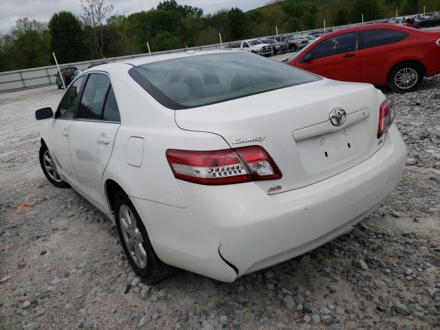 Photo 2 VIN: 4T1BF3EK2BU692398 - TOYOTA CAMRY BASE 