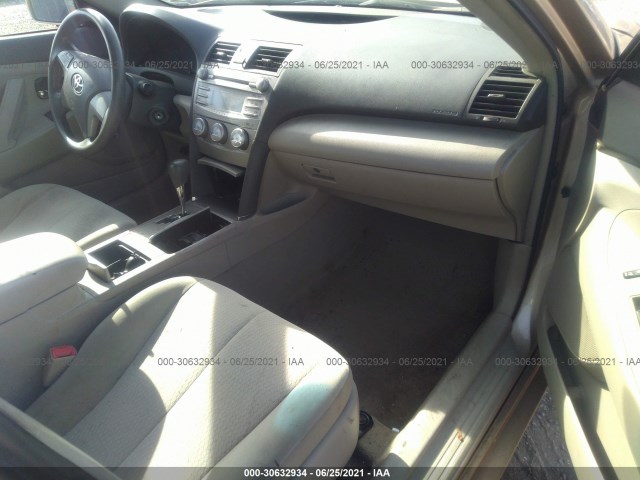 Photo 4 VIN: 4T1BF3EK2BU706803 - TOYOTA CAMRY 