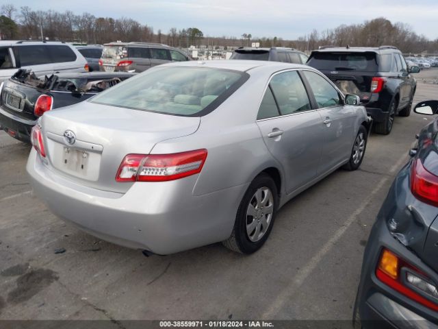 Photo 3 VIN: 4T1BF3EK2BU761624 - TOYOTA CAMRY 