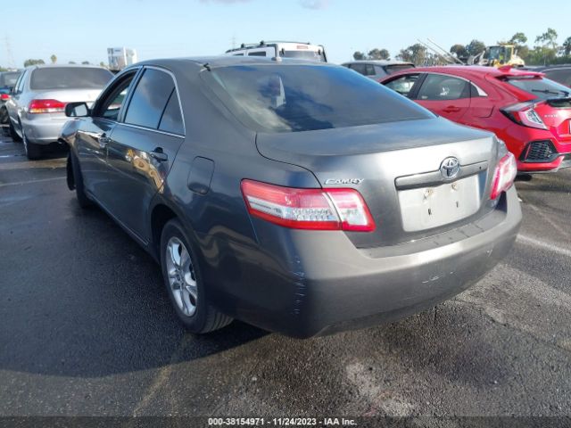 Photo 2 VIN: 4T1BF3EK3AU016394 - TOYOTA CAMRY 