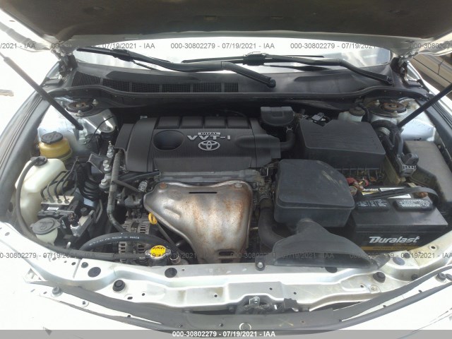 Photo 9 VIN: 4T1BF3EK3AU026780 - TOYOTA CAMRY 