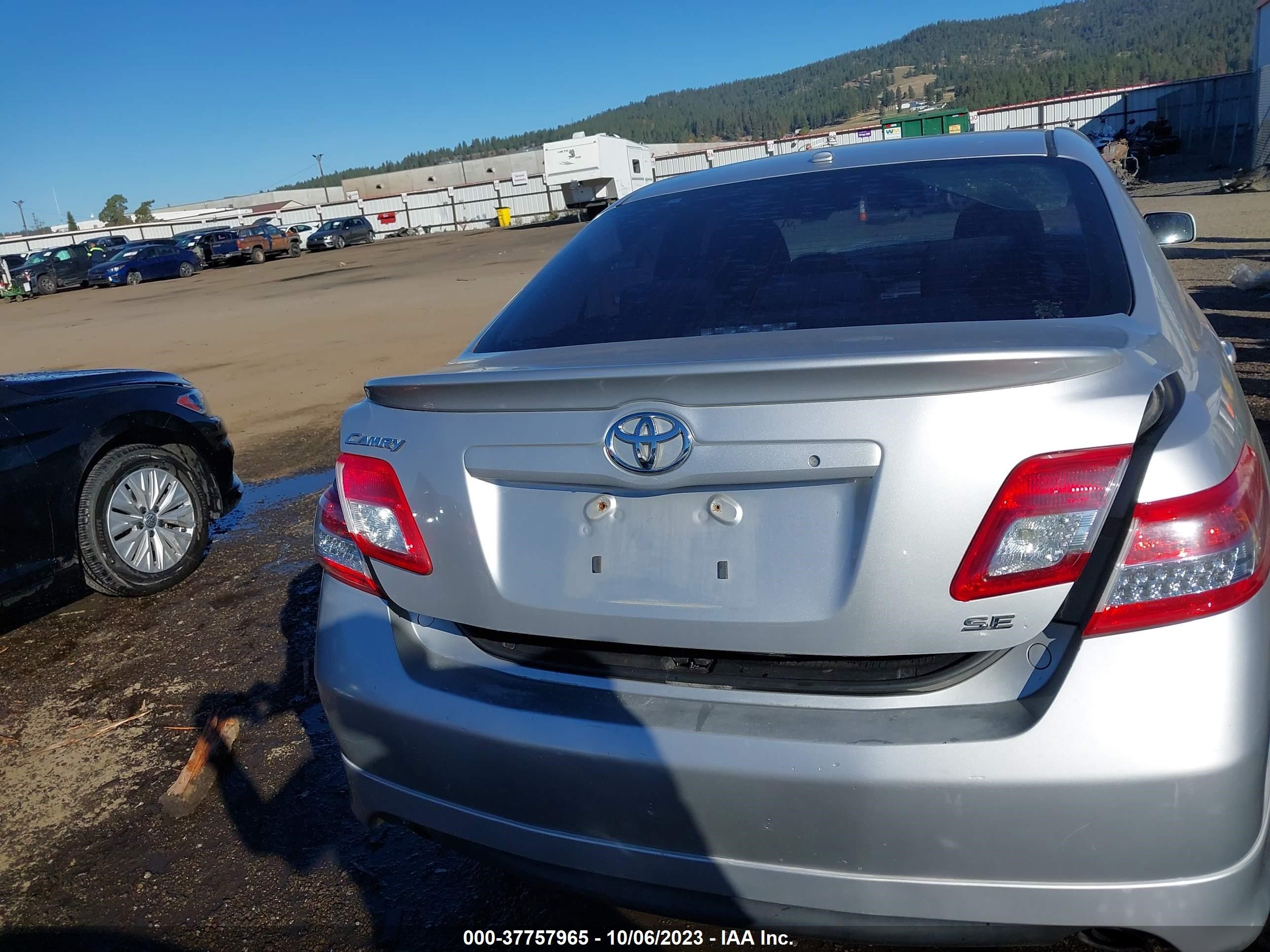 Photo 15 VIN: 4T1BF3EK3AU041215 - TOYOTA CAMRY 