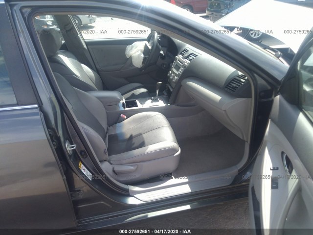 Photo 4 VIN: 4T1BF3EK3AU058306 - TOYOTA CAMRY 