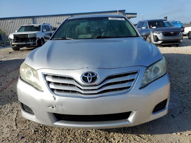 Photo 4 VIN: 4T1BF3EK3AU071511 - TOYOTA CAMRY 