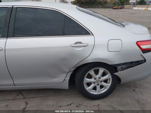 Photo 5 VIN: 4T1BF3EK3AU089877 - TOYOTA CAMRY 