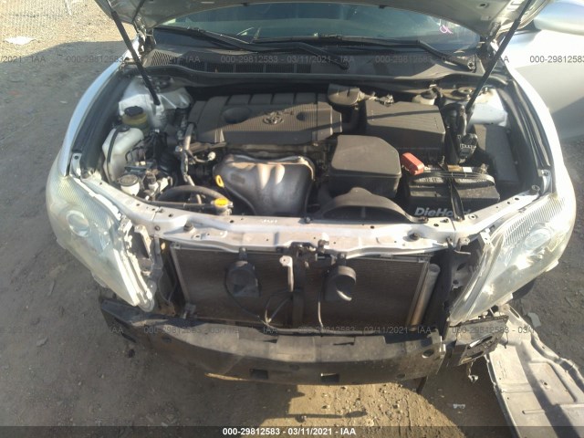 Photo 9 VIN: 4T1BF3EK3AU091225 - TOYOTA CAMRY 