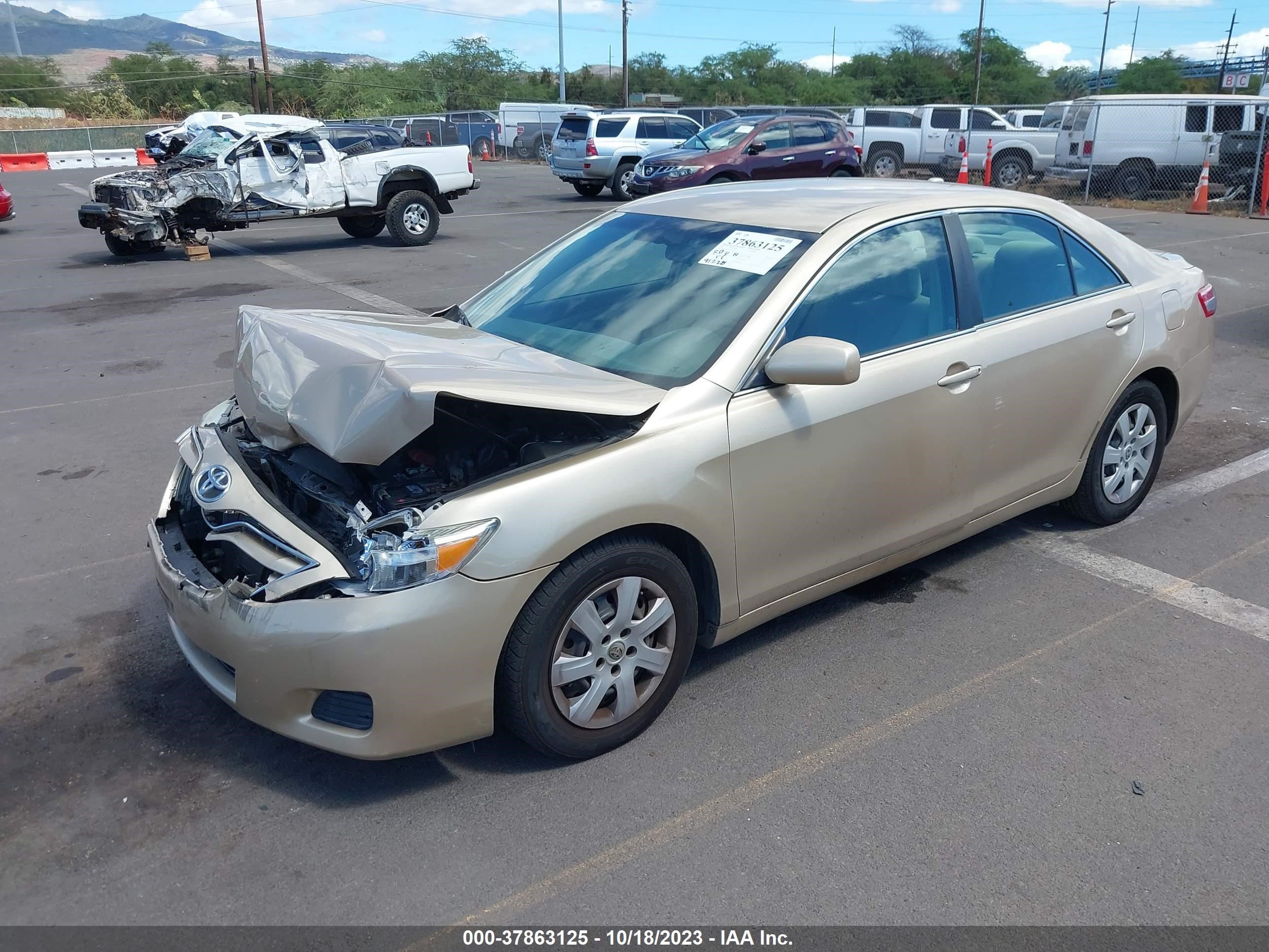 Photo 1 VIN: 4T1BF3EK3AU103728 - TOYOTA CAMRY 