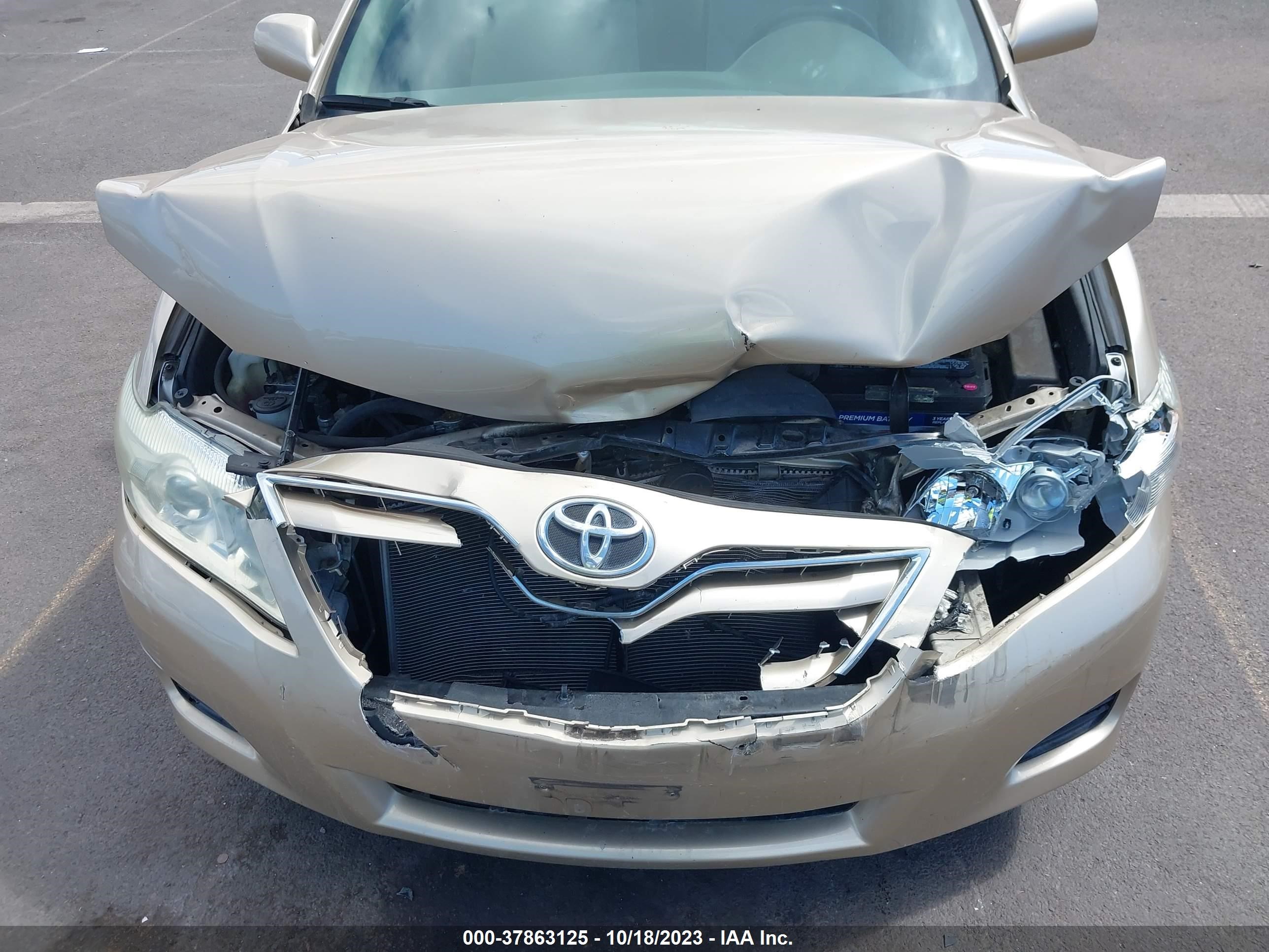 Photo 5 VIN: 4T1BF3EK3AU103728 - TOYOTA CAMRY 