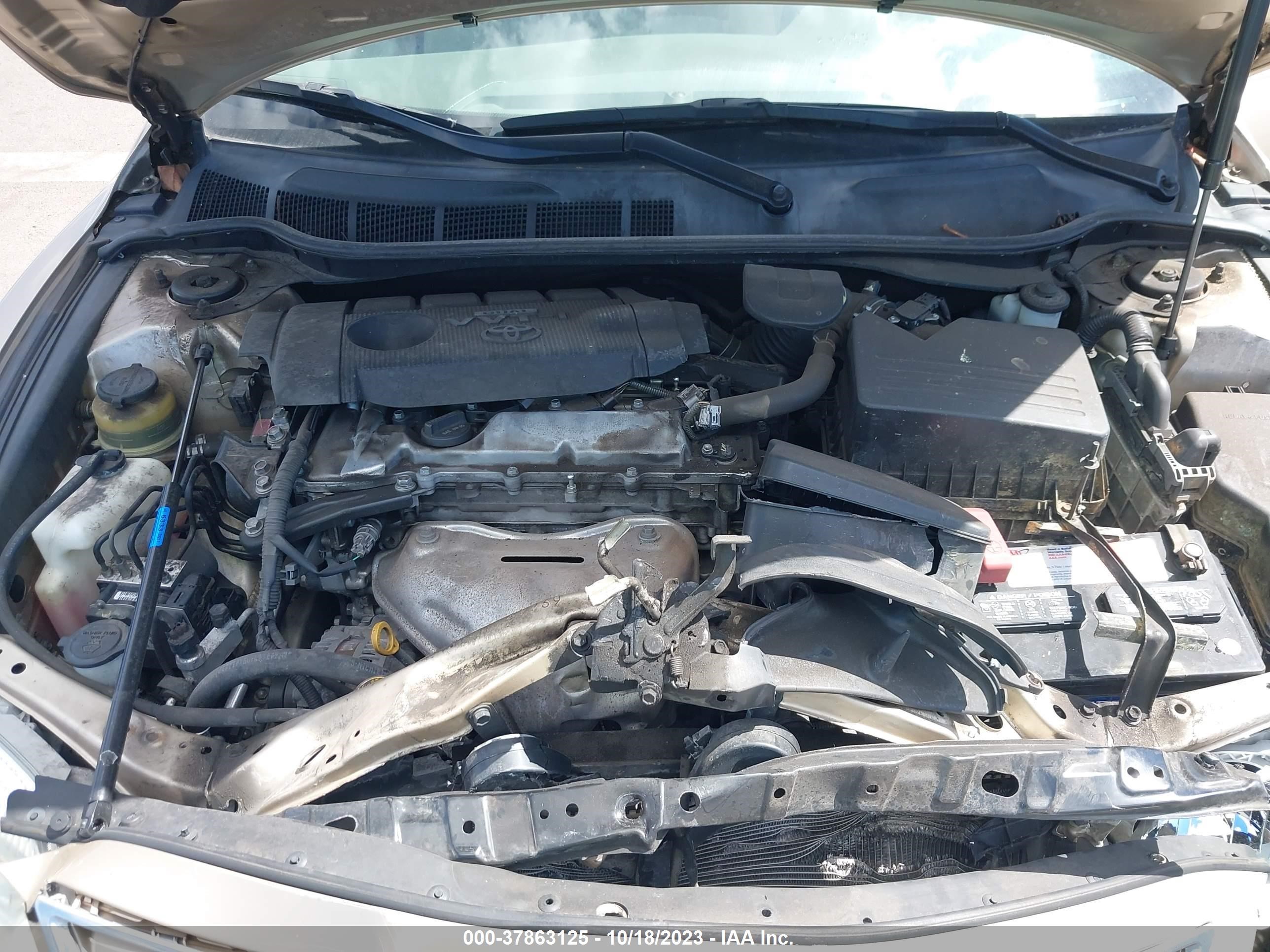 Photo 9 VIN: 4T1BF3EK3AU103728 - TOYOTA CAMRY 