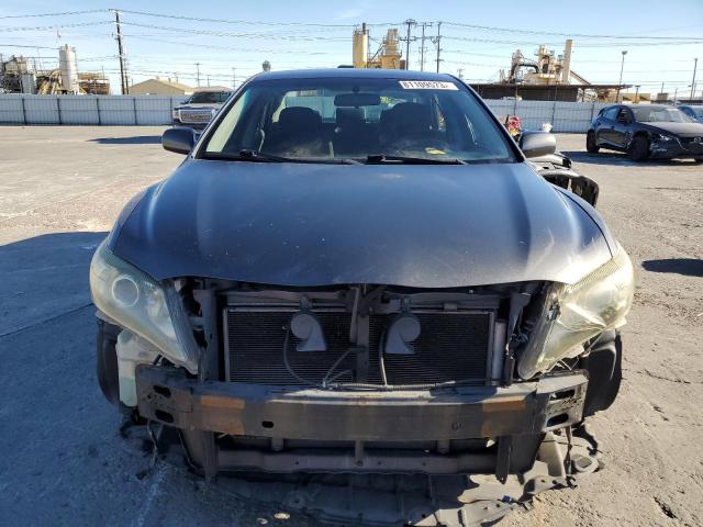 Photo 4 VIN: 4T1BF3EK3AU501375 - TOYOTA CAMRY 