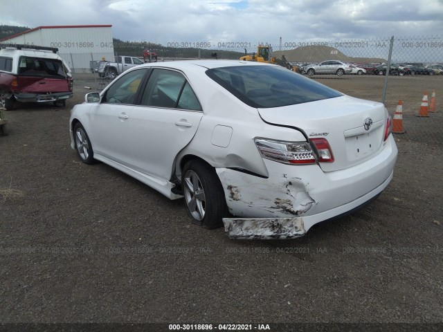 Photo 2 VIN: 4T1BF3EK3AU512683 - TOYOTA CAMRY 