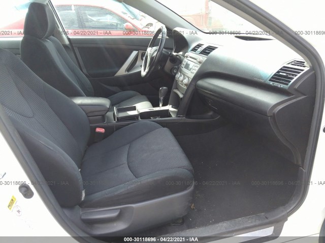 Photo 4 VIN: 4T1BF3EK3AU512683 - TOYOTA CAMRY 