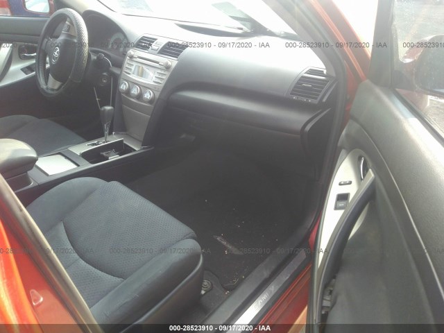 Photo 4 VIN: 4T1BF3EK3AU515695 - TOYOTA CAMRY 