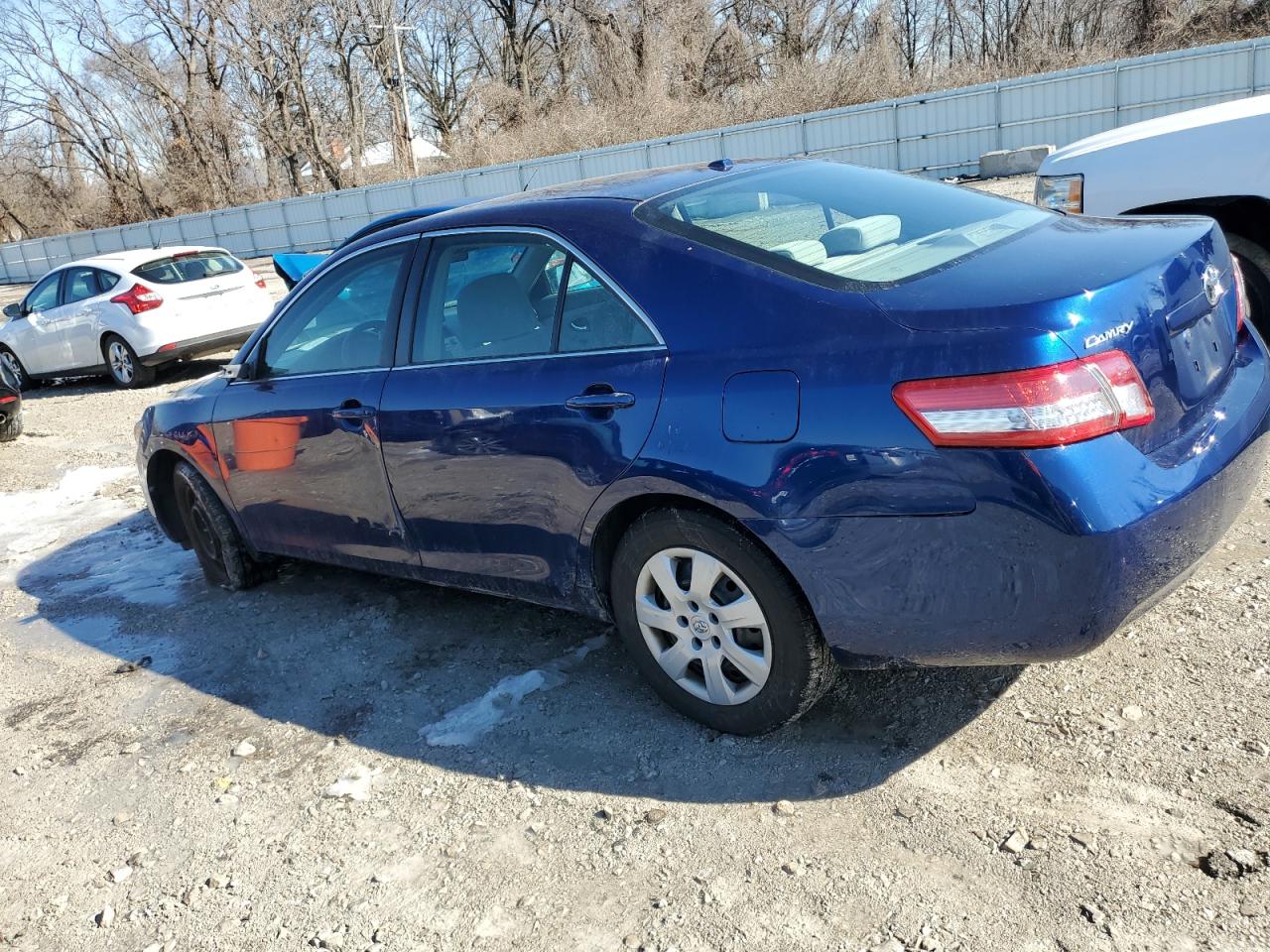 Photo 1 VIN: 4T1BF3EK3AU528897 - TOYOTA CAMRY 